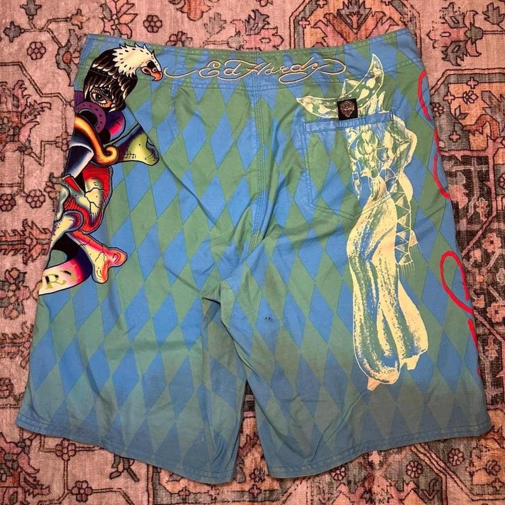Bold Ed Hardy‎ swim shorts - Picture 3 of 4